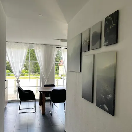 Διαμέρισμα Modern Wohnen & Entspannen - Wohnung Mit Balkon - 2 *