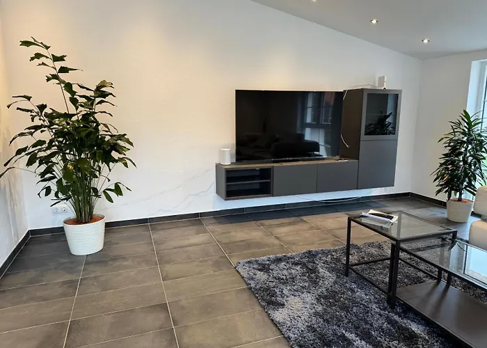 Modern Wohnen & Entspannen - Mit Balkon - 2 Apartamento Reichenbach-Steegen