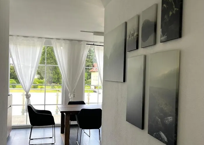 Apartamento Modern Wohnen & Entspannen - Mit Balkon - 2 *